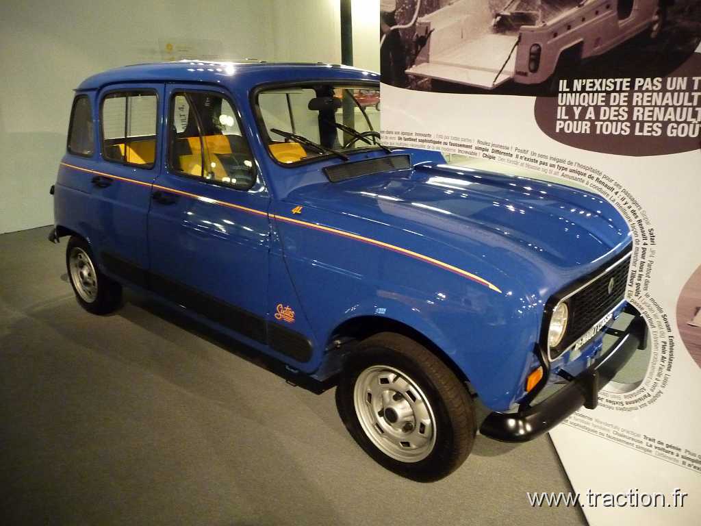 2011_12_Mulhouse (40).jpg - 01/12/2011 - 68051 MULHOUSE CEDEX Citée de l'Automobile - Musée National - Collection Schlumpf - RENAULT 4 - 50 ans déjà !